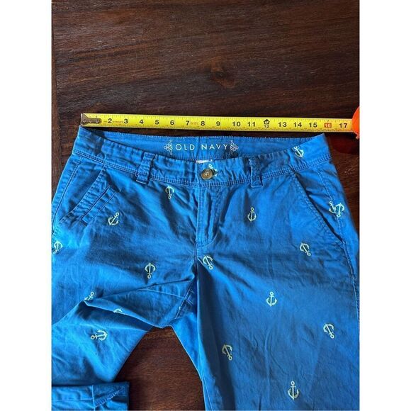 Old Navy Nautical Capri pants - Picture 4 of 7